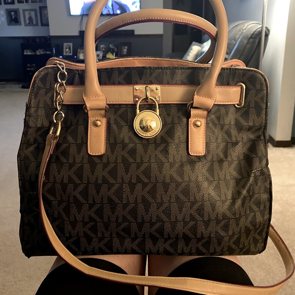 Michael Kors Hamilton Satchel, Large. Brown/Tan with logo and lock. Nice Bag - Picture 1 of 14